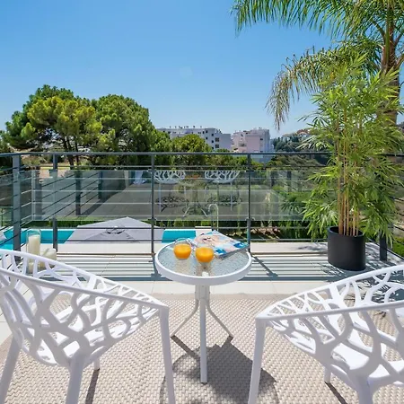 Vacation Marbella I Chloe The Golfer, Infinity Pool, Rooftop Views, New-built Hotel Estepona
