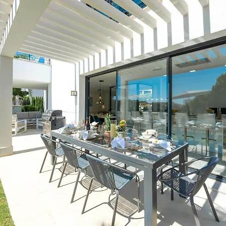 Vacation Marbella I Chloe The Golfer, Infinity Pool, Rooftop Views, New-built